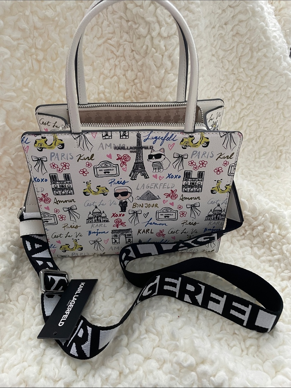 Karl Lagerfeld. Hand bag.